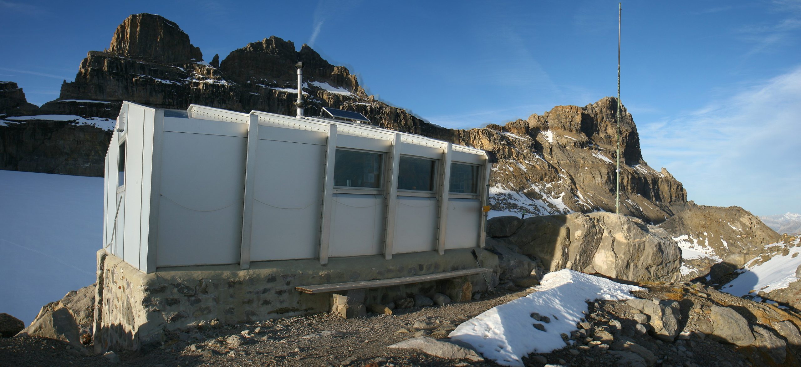 Refuge des Dents-du-Midi (octobre 2013)