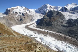 Mont Rose, Liskamm et le Gornergletscher ...