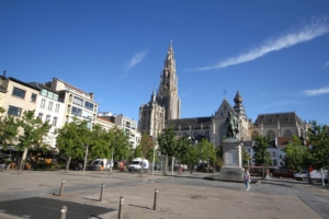Anvers: Groenplaats et la cathédrale