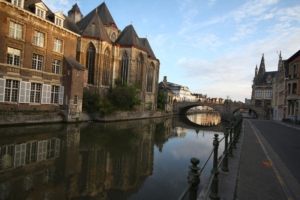 Gand tôt le matin