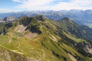 le chemin en direction du col du Brünig