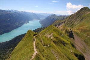 vue sur le Brienzer Rothorn rt le chemin parcouru