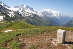 Borne frontière n°3 (Suisse / France)