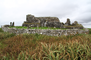 Teampull na Trionaid (Trinity Temple Carinish)