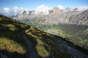 Leukerbad au fond de la vallée