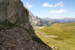 montée vers le col dominant l'Iffigsee