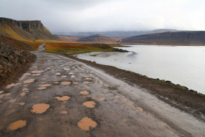 sur la 612 en direction des falaises de Látrabjarg 