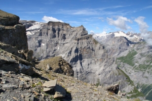 le Clariden (à droite)