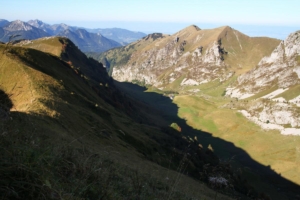 la crête suivie et l'alpage de Darbon