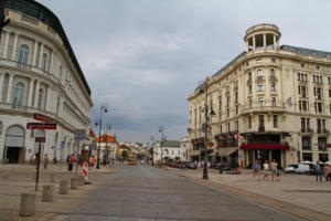 Varsovie : rue Krakowskie Przedmieście