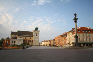 Varsovie : place Zamkowy et Warszawski Chór Międzyuczelniany