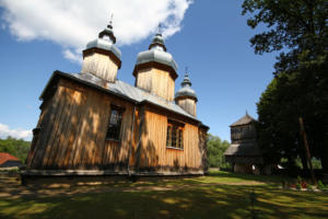 Dobra : église orthodoxe de St Nicholas