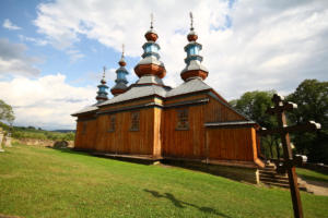 Komańcza : Église orthodoxe de la Protection de la Sainte Vierge (anciennement catholique grecque jusqu'en 1963)