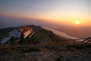 au coucher du soleil