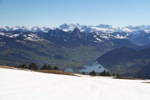 le lac de Lauerz et les Mythen