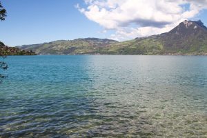 près de Faulensee