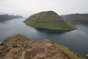 l'île de Kunoy depuis le Klakkur