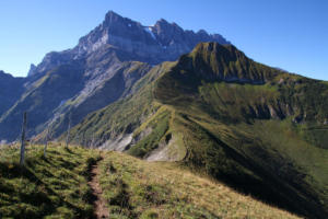 la Dent de Valère au premier plan